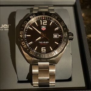 TAG Heuer Formula 1 Black Dial Silver Bracelet Watch 100% AUTH EGC